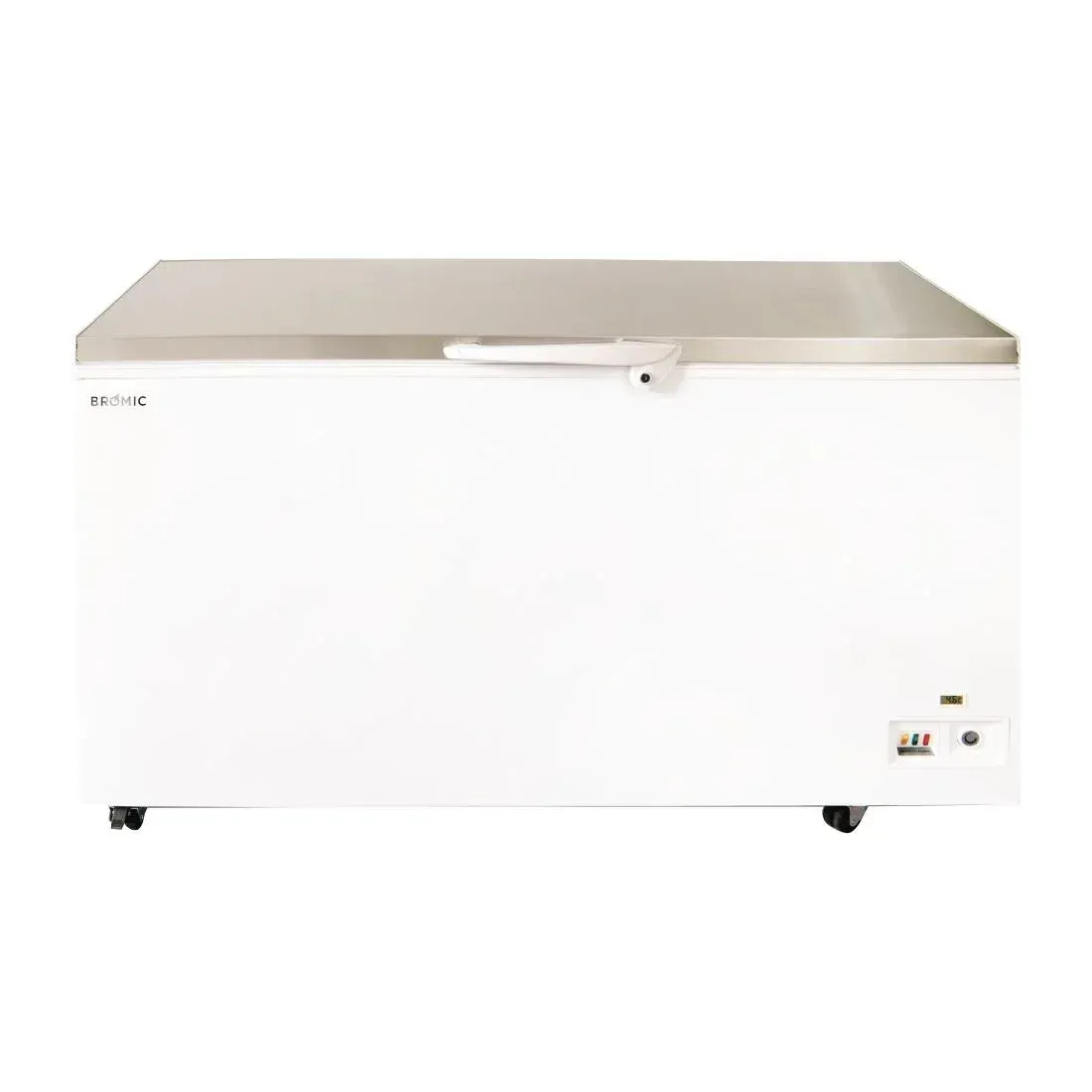 Modern Kitchen Guide to the Most Energy-Efficient Freezers
